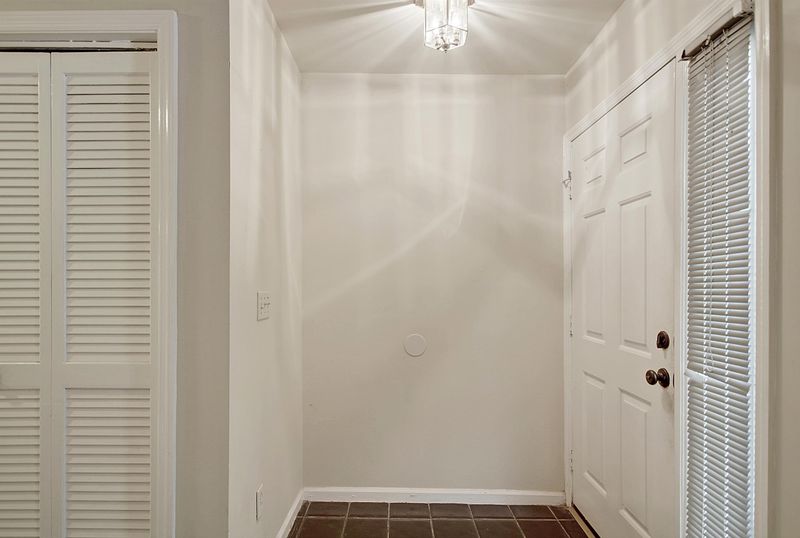 3 Townpark Ln #D, Charleston, SC 29412