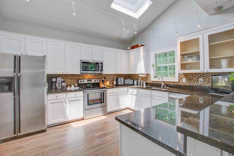 1187 W Park View Pl, Mount Pleasant, SC 29466