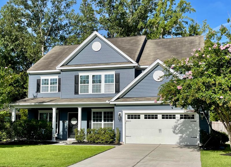 8481 Middle River Way, North Charleston, SC 29420