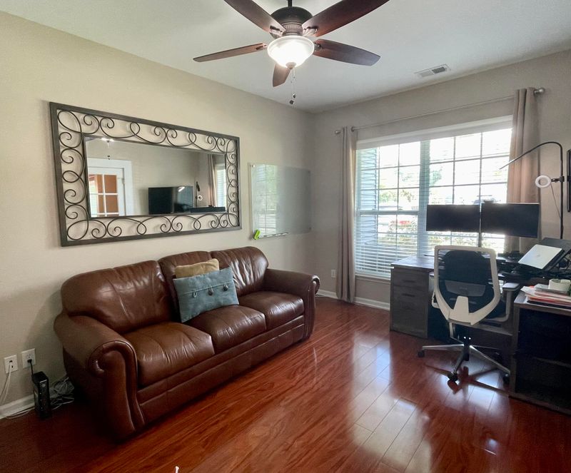 8481 Middle River Way, North Charleston, SC 29420