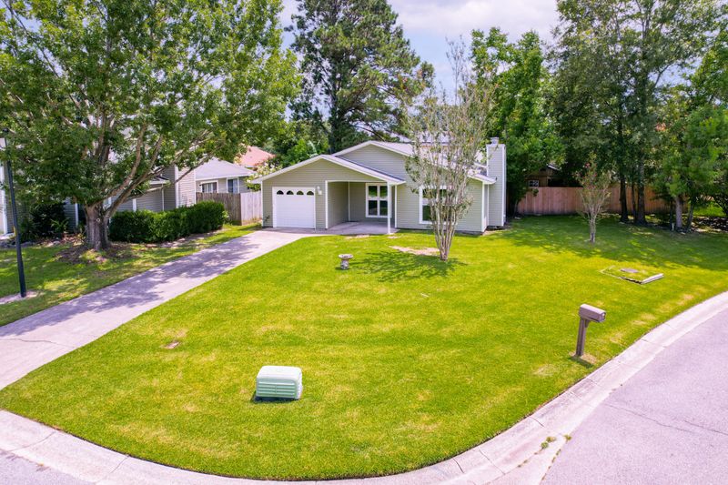 1048 Willowood Ave, Goose Creek, SC 29445