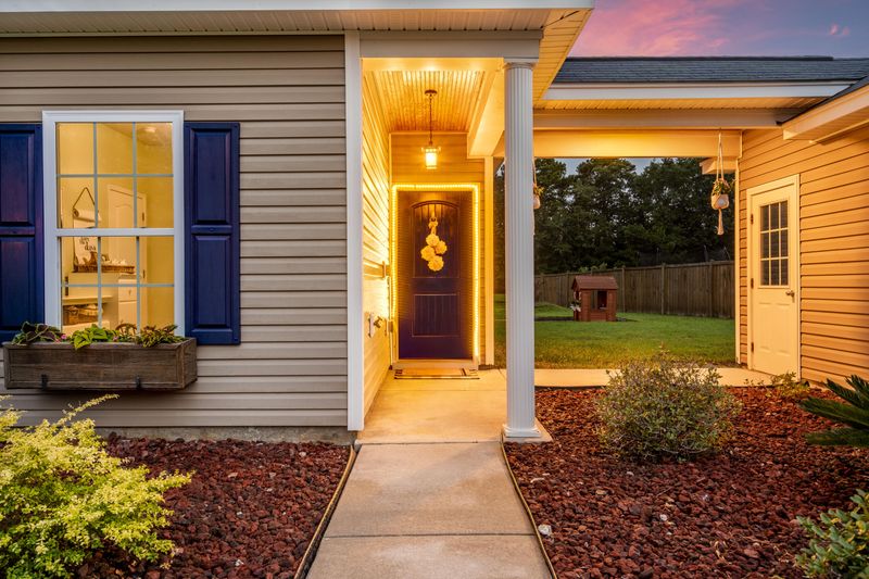 306 Coosawatchie St, Summerville, SC 29485
