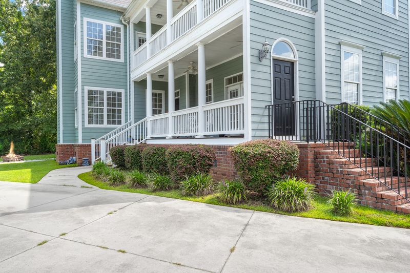 1505 Lucas Isle Ct, Hanahan, SC 29410