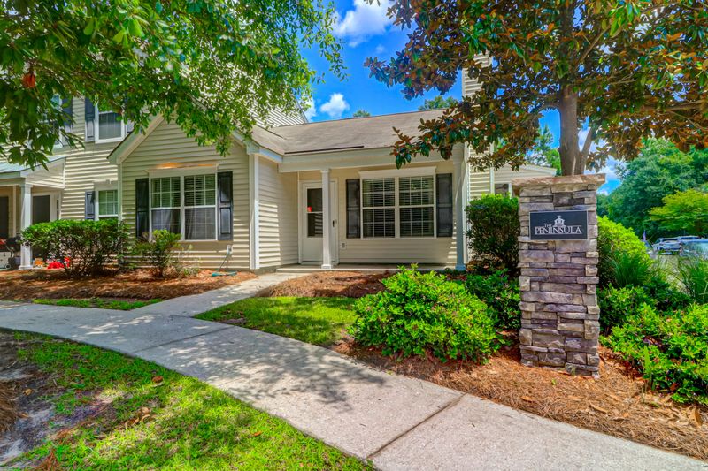 1019 Island View Ct, Charleston, SC 29492