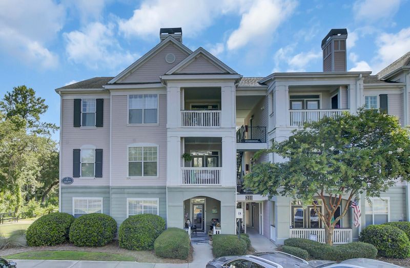 130 River Landing Dr #2312, Charleston, SC 29492