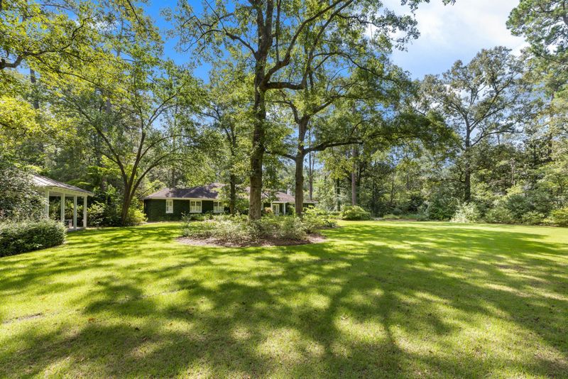 120 Parkwood Dr, Summerville, SC 29483