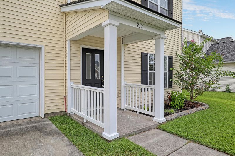 217 Southport Dr, Summerville, SC 29483