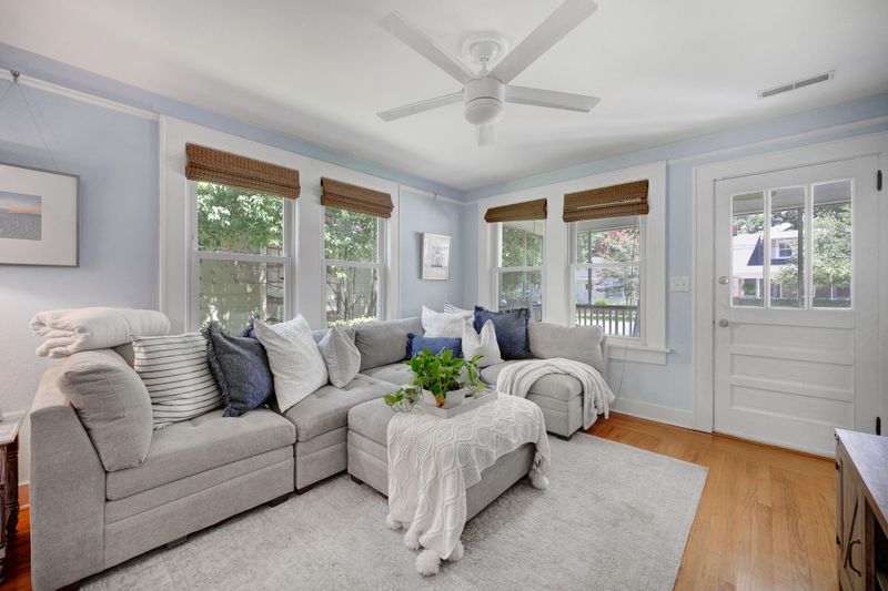 214 Hickory St, Charleston, SC 29407