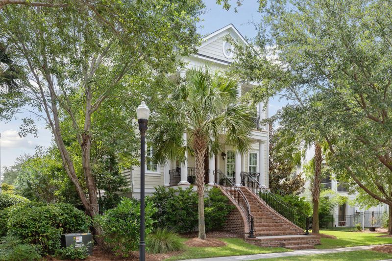 1415 Smythe St, Daniel Island, SC 29492