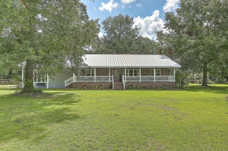 5720 Sauldam Rd, Ravenel, SC 29470