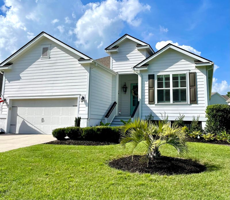 199 Red Knot Ln, Mount Pleasant, SC 29464