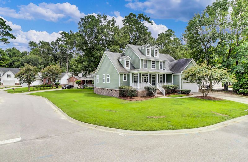 1004 Maidstone Dr, Summerville, SC 29483