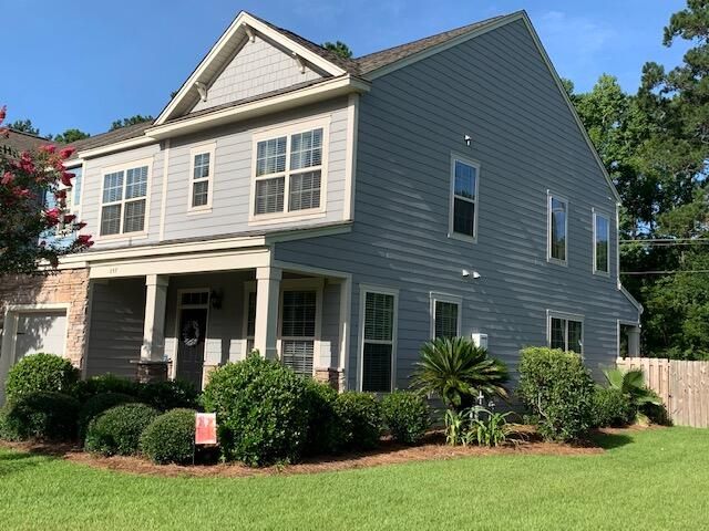 857 Bibury Ct, Charleston, SC 29414