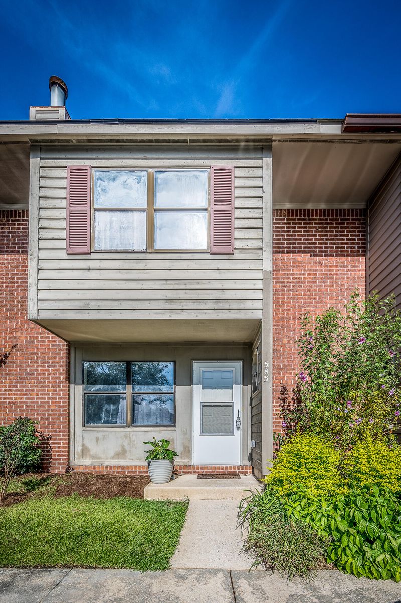 585 Travelers Blvd, Summerville, SC 29485