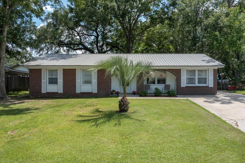 3 Belmar Ave, Goose Creek, SC 29445