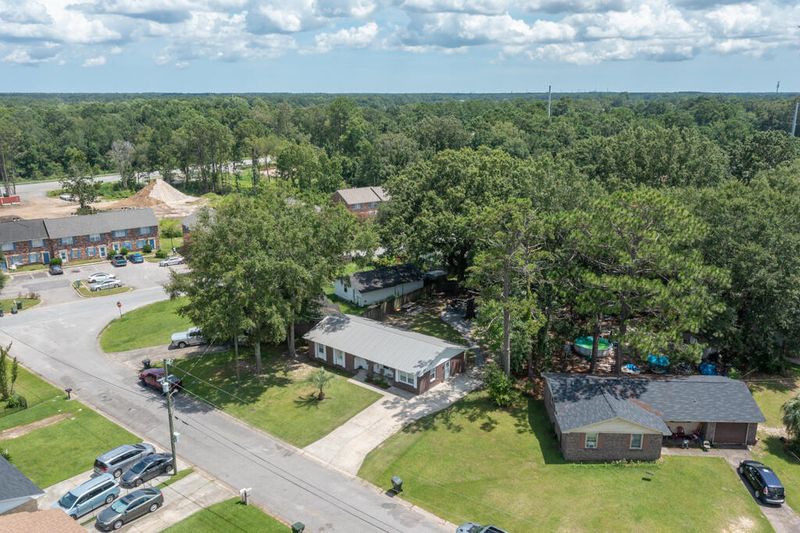 3 Belmar Ave, Goose Creek, SC 29445