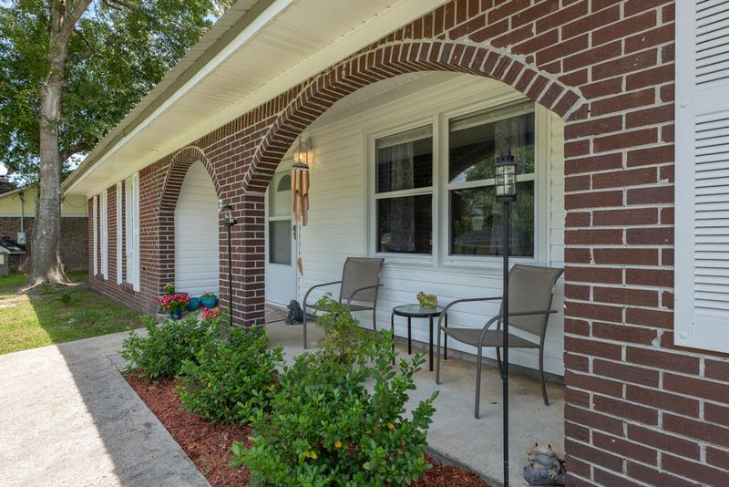 3 Belmar Ave, Goose Creek, SC 29445