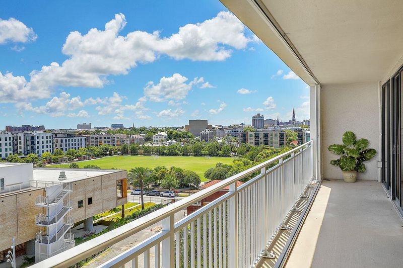 330 Concord St #7 B, Charleston, SC 29401