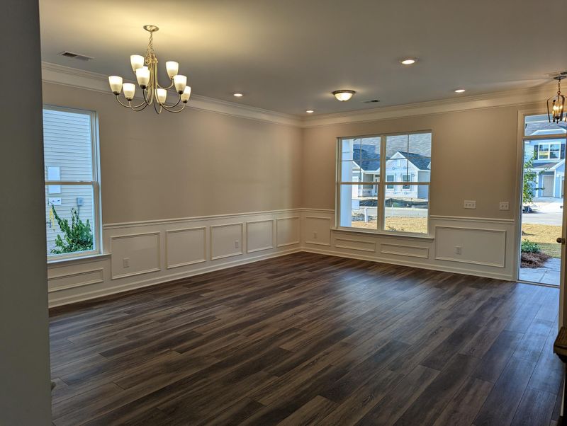 2909 Siebold Dr, North Charleston, SC 29406