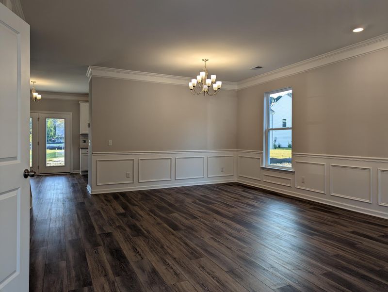 2909 Siebold Dr, North Charleston, SC 29406