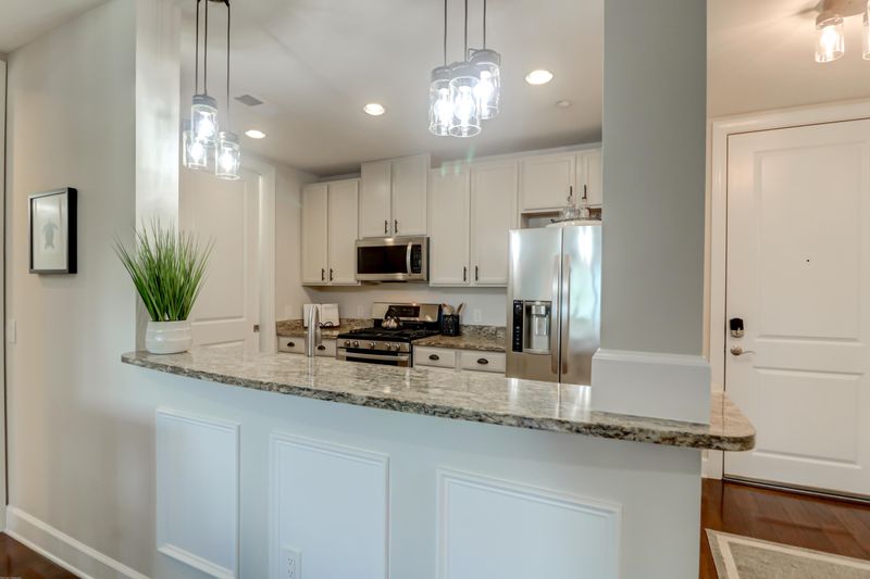 145 Pier View St #208, Daniel Island, SC 29492