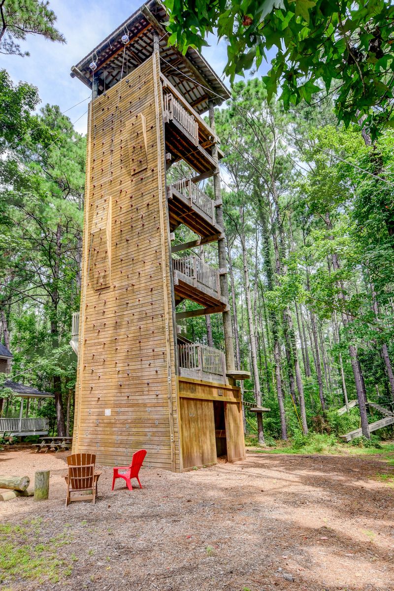 1152 Guerins Bridge Rd, Awendaw, SC 29429