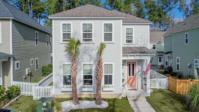 2009 Codorus Ln, Hanahan, SC 29410