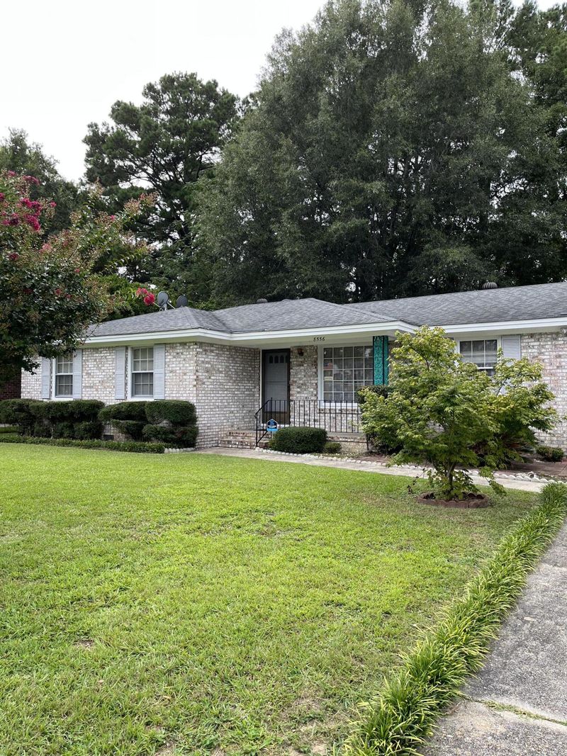 8556 Delhi Rd, North Charleston, SC 29406
