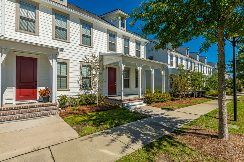 228 Oak Park St, Summerville, SC 29486
