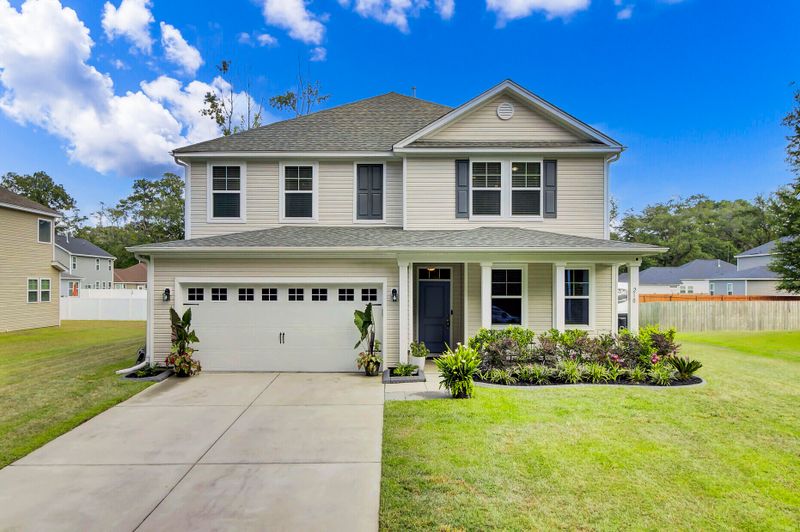 210 W Smith St, Summerville, SC 29485