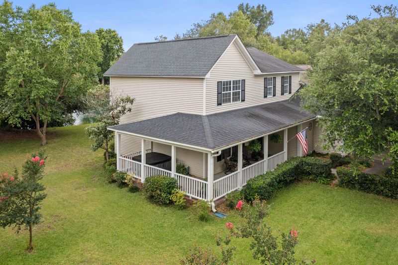 1001 Wayfarer Ln, Charleston, SC 29412