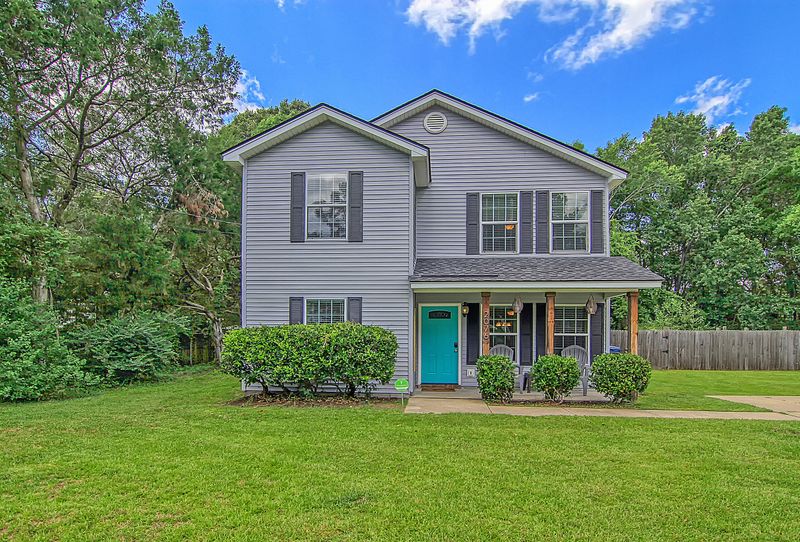 2076 Clayton St, Charleston, SC 29414