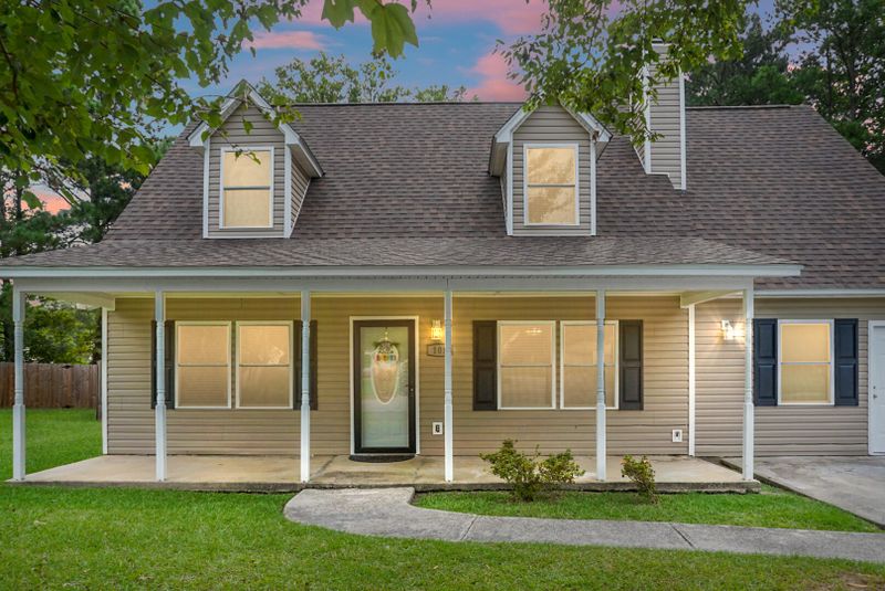 105 Betsy Ln, Summerville, SC 29483
