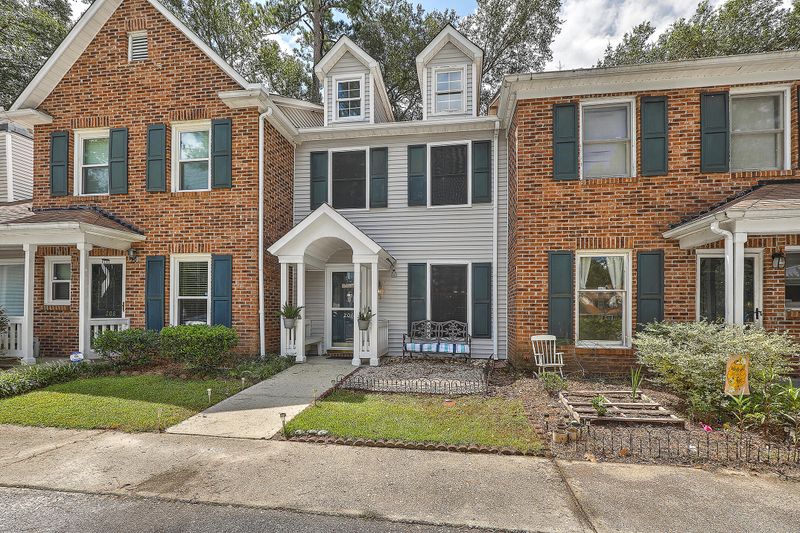 206 Reserve Way, Summerville, SC 29485