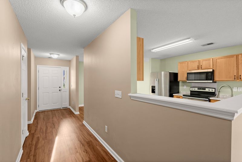 12 Regency Oaks Dr, Summerville, SC 29485