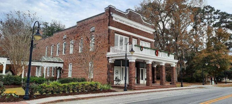 4778 Westervelt Rd, Meggett, SC 29449