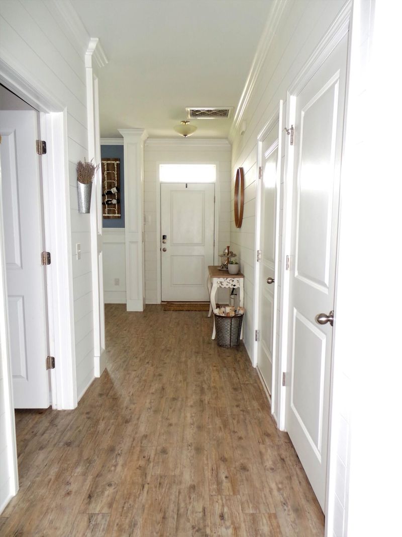 9698 Mosgrove Ave, Ladson, SC 29456