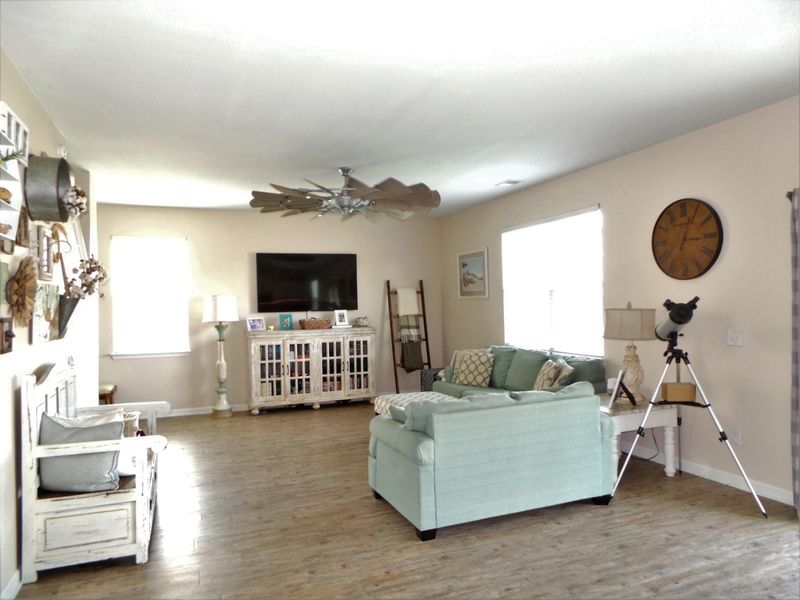 9698 Mosgrove Ave, Ladson, SC 29456