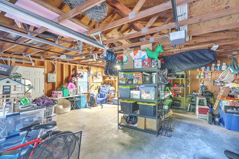 1676 N Relyea Ave, Charleston, SC 29412