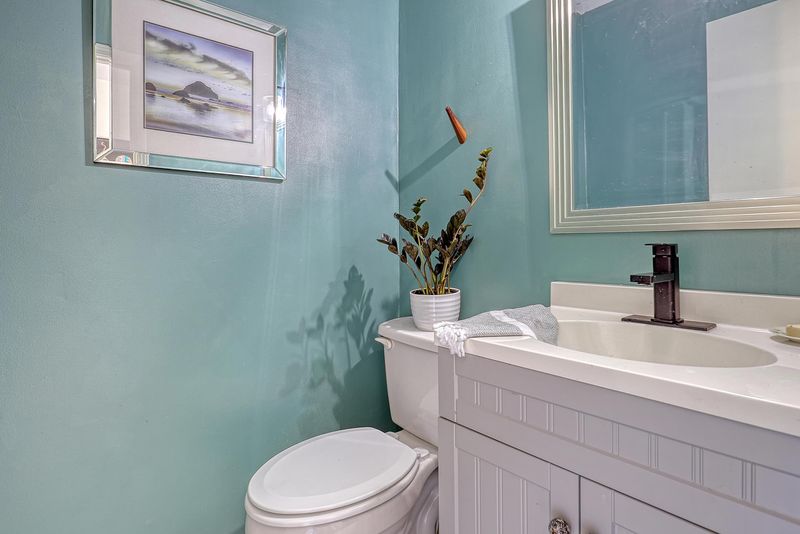 1005 Ventura Pl, Mount Pleasant, SC 29464