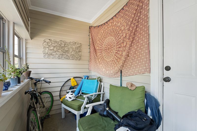 8 S Enston Ave, Charleston, SC 29403