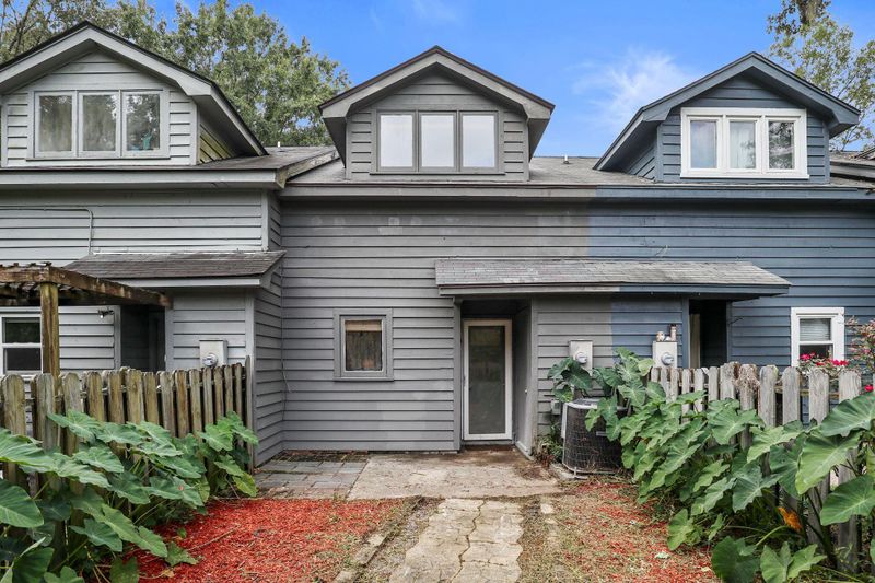 4405 Great Oak Dr, North Charleston, SC 29418