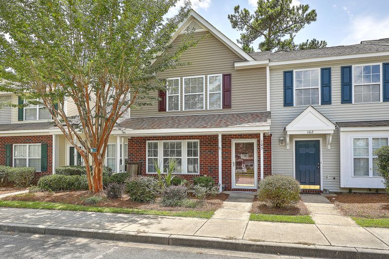 103 Tree Branch Cir, Summerville, SC 29483