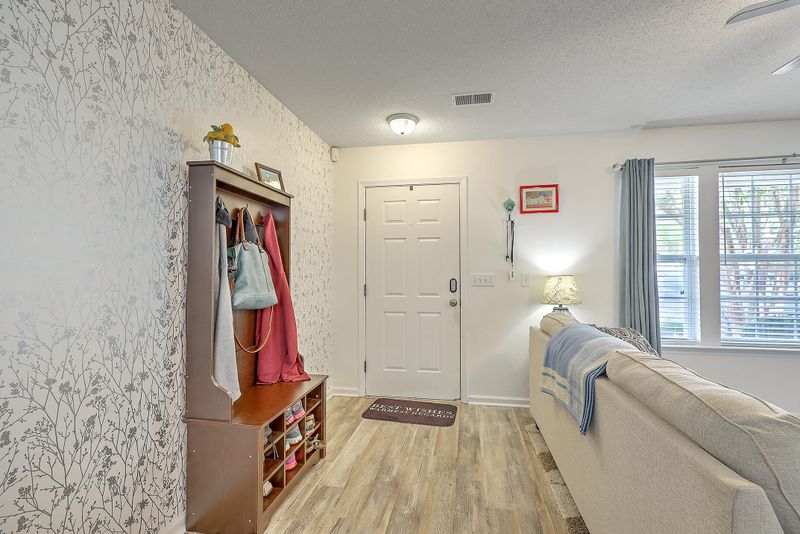 103 Tree Branch Cir, Summerville, SC 29483