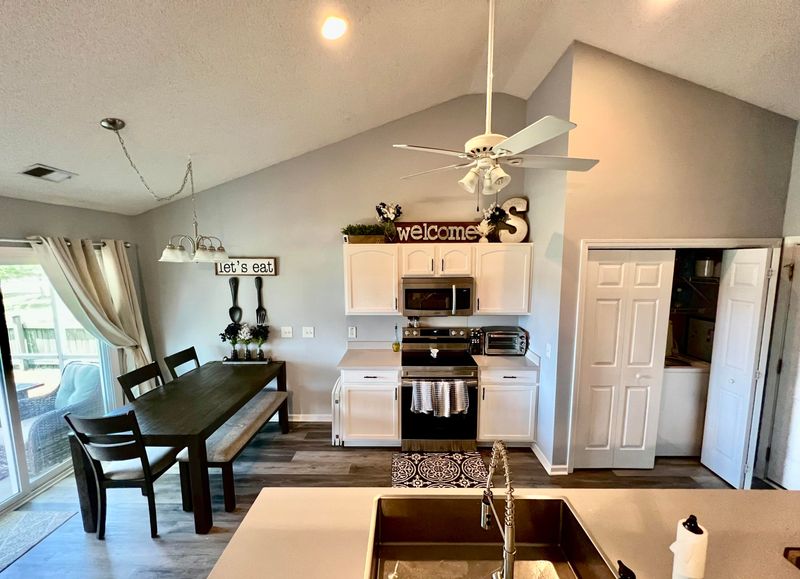 117 Delafield, Summerville, SC 29486