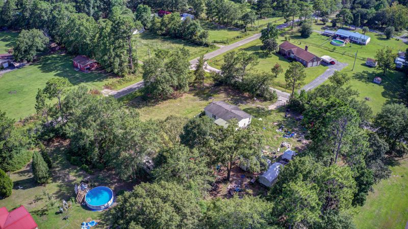 306 Candy Ln, Summerville, SC 29486