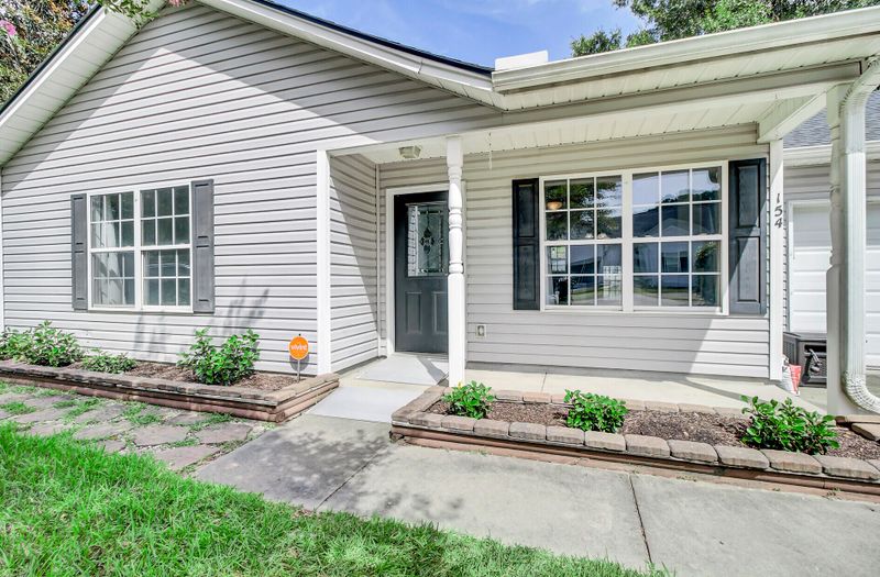 154 Paddock Way, Summerville, SC 29486