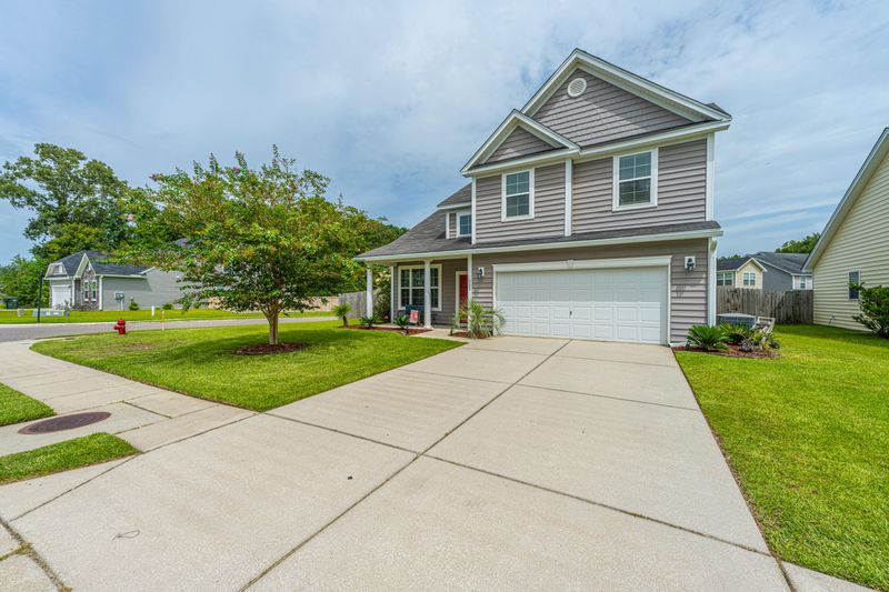 112 Marinella Dr, Goose Creek, SC 29445
