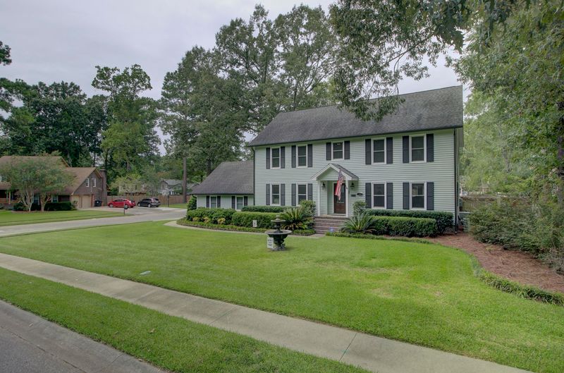 201 Downing Dr, Summerville, SC 29485