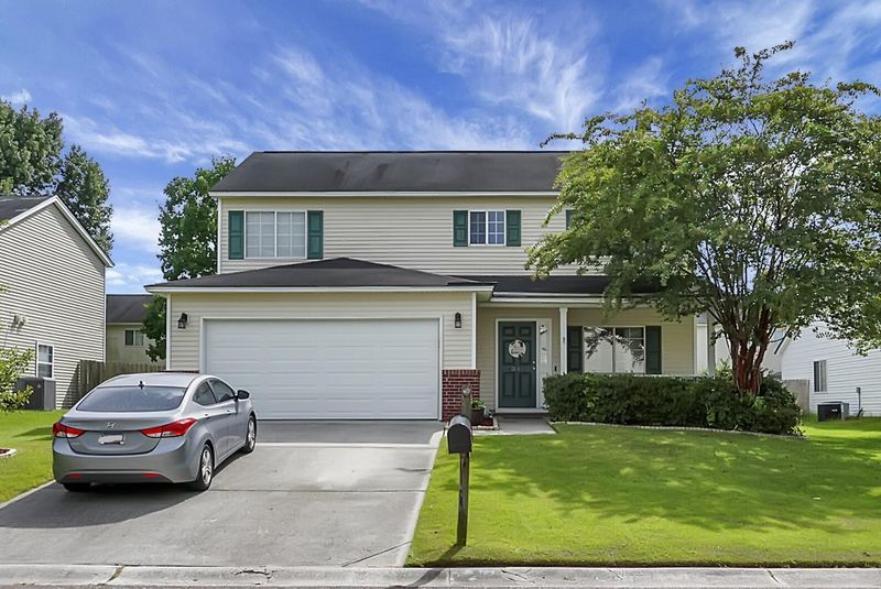 7846 Long Shadow Ln, North Charleston, SC 29406